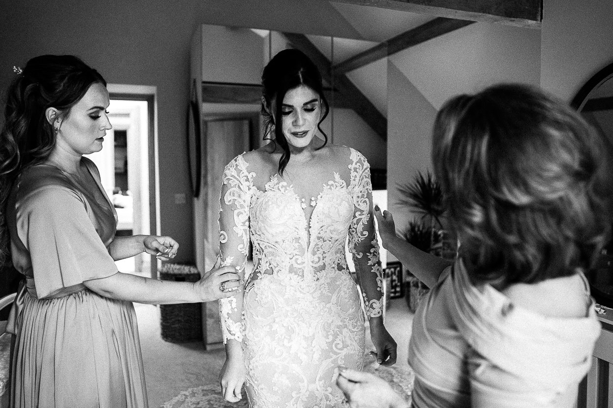 SANT FFRAED HOUSE WEDDING PHOTOGRAPHY 003 SANT FFRAED HOUSE WEDDING PHOTOGRAPHY 003